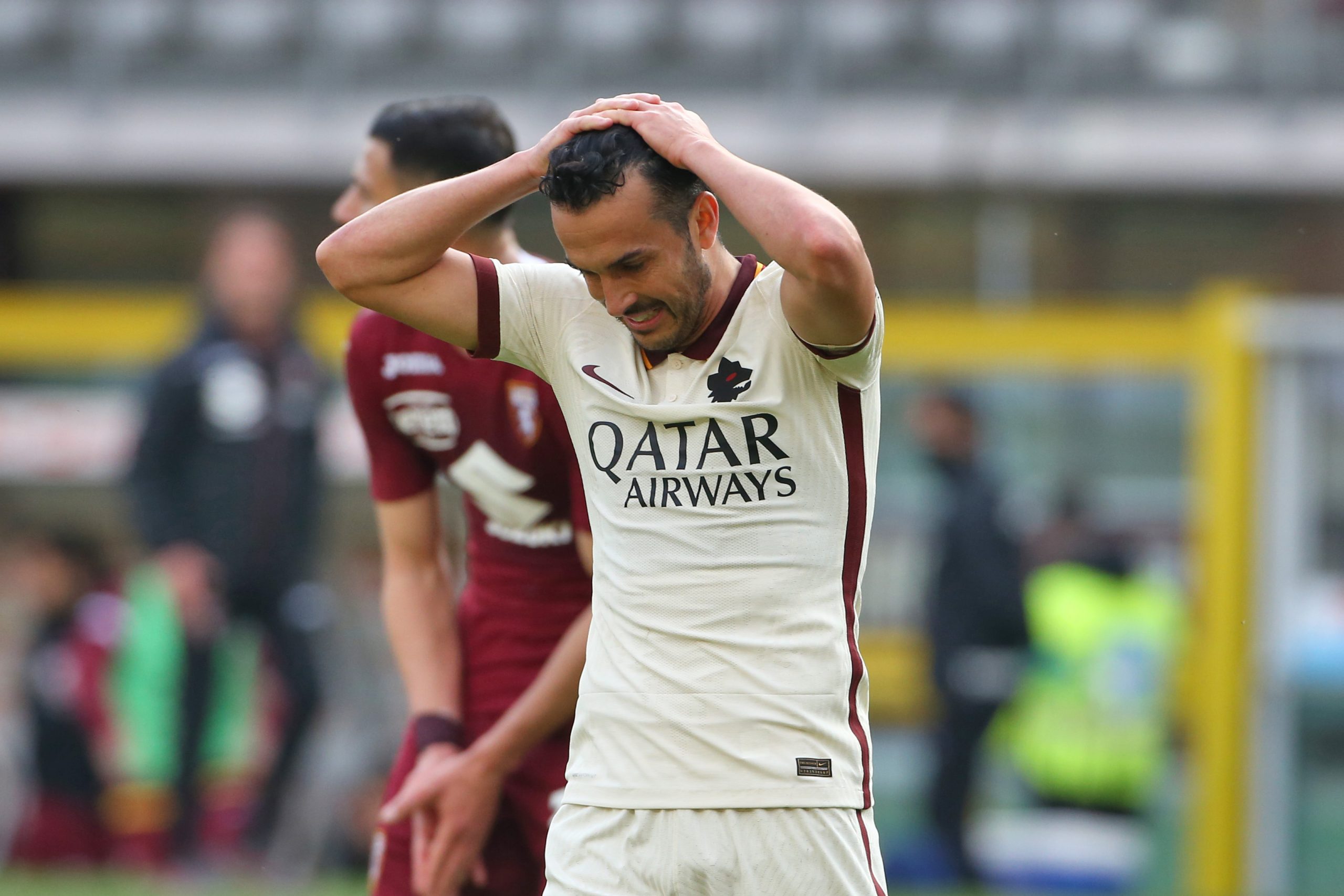 Pedro retires at 39, snubs Roma in farewell video