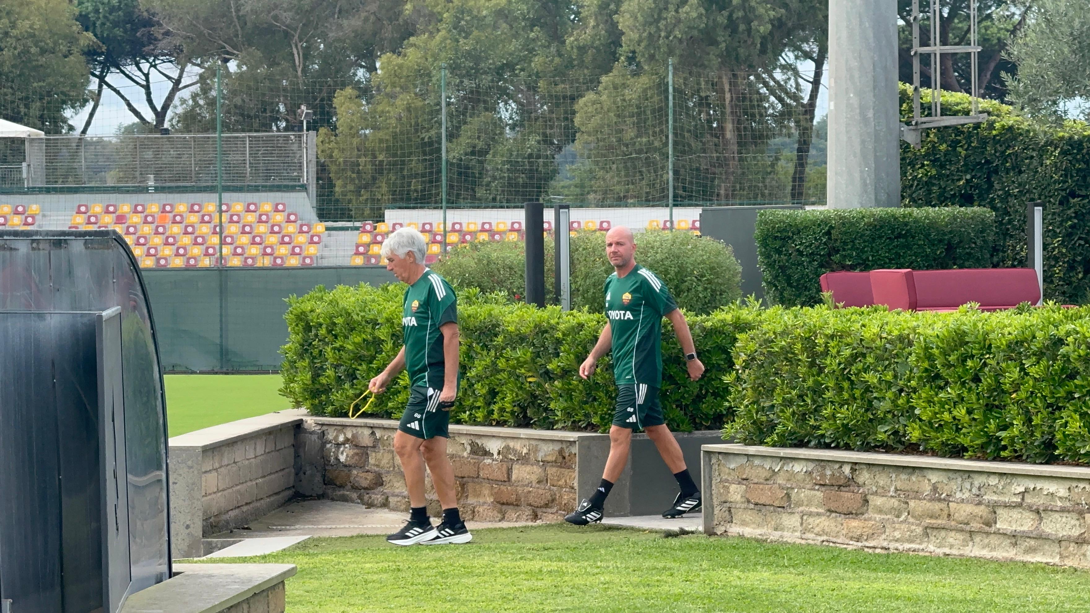 Roma prepare for Slovan Bratislava with Cristante training alone