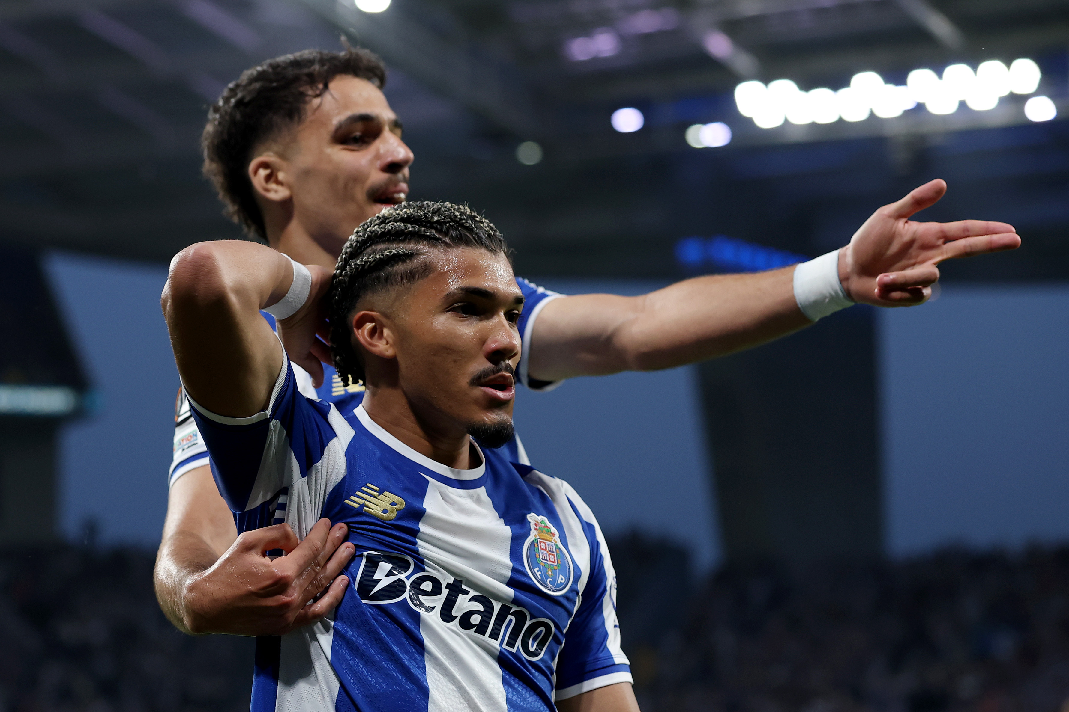 Roma Eye Porto Forward William Gomes as Long-Term Target