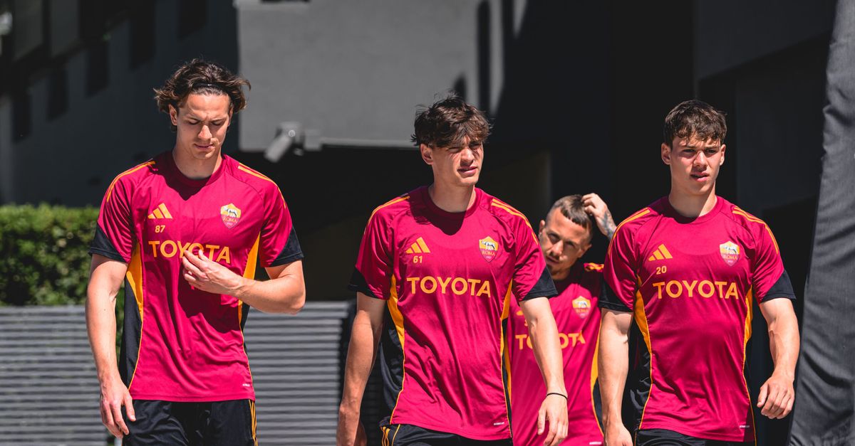 Roma training session two days before Fiorentina match