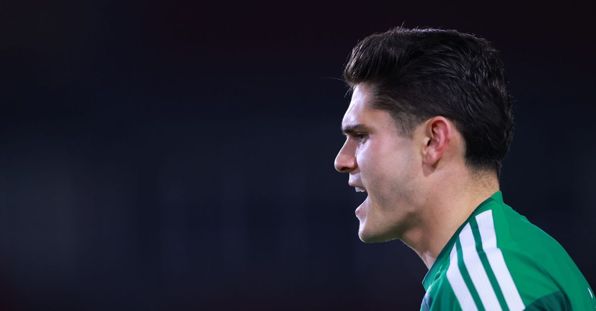 Roma Target Mexican Defender Reyes, Who Is Currently in Rome