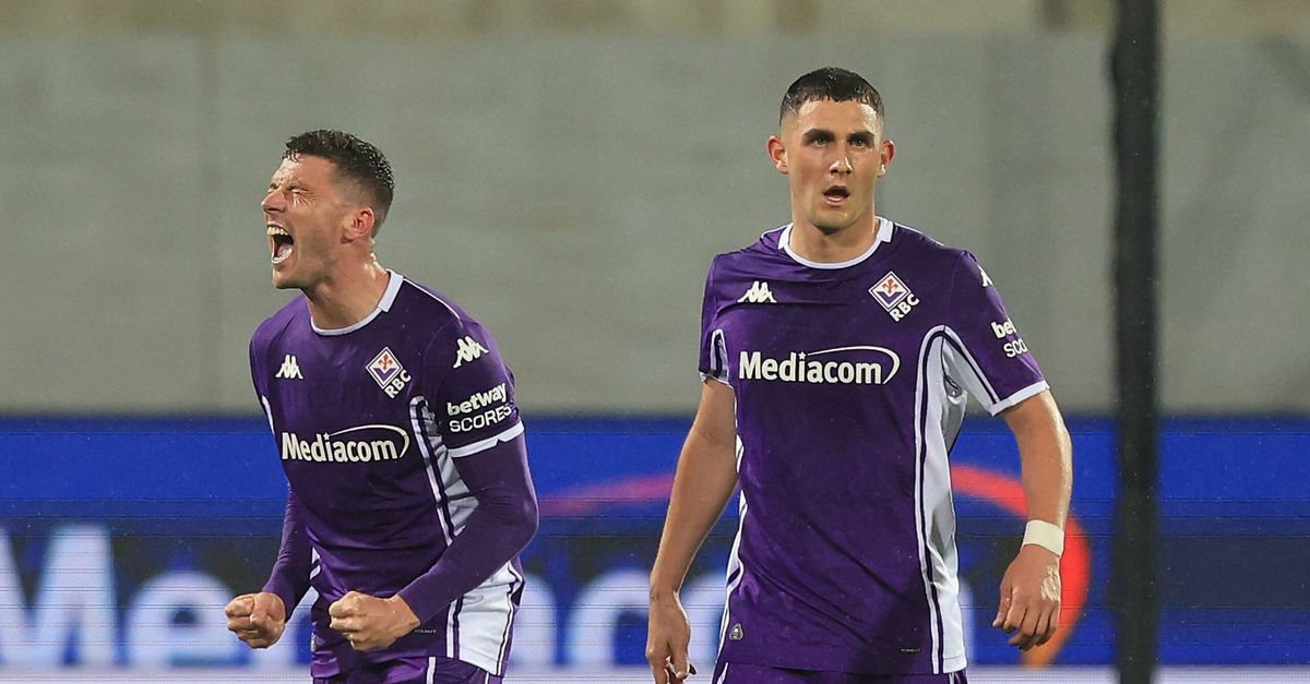 Fiorentina Training Update: Parisi and Gosens Work Partially with Squad Ahead of Roma Trip