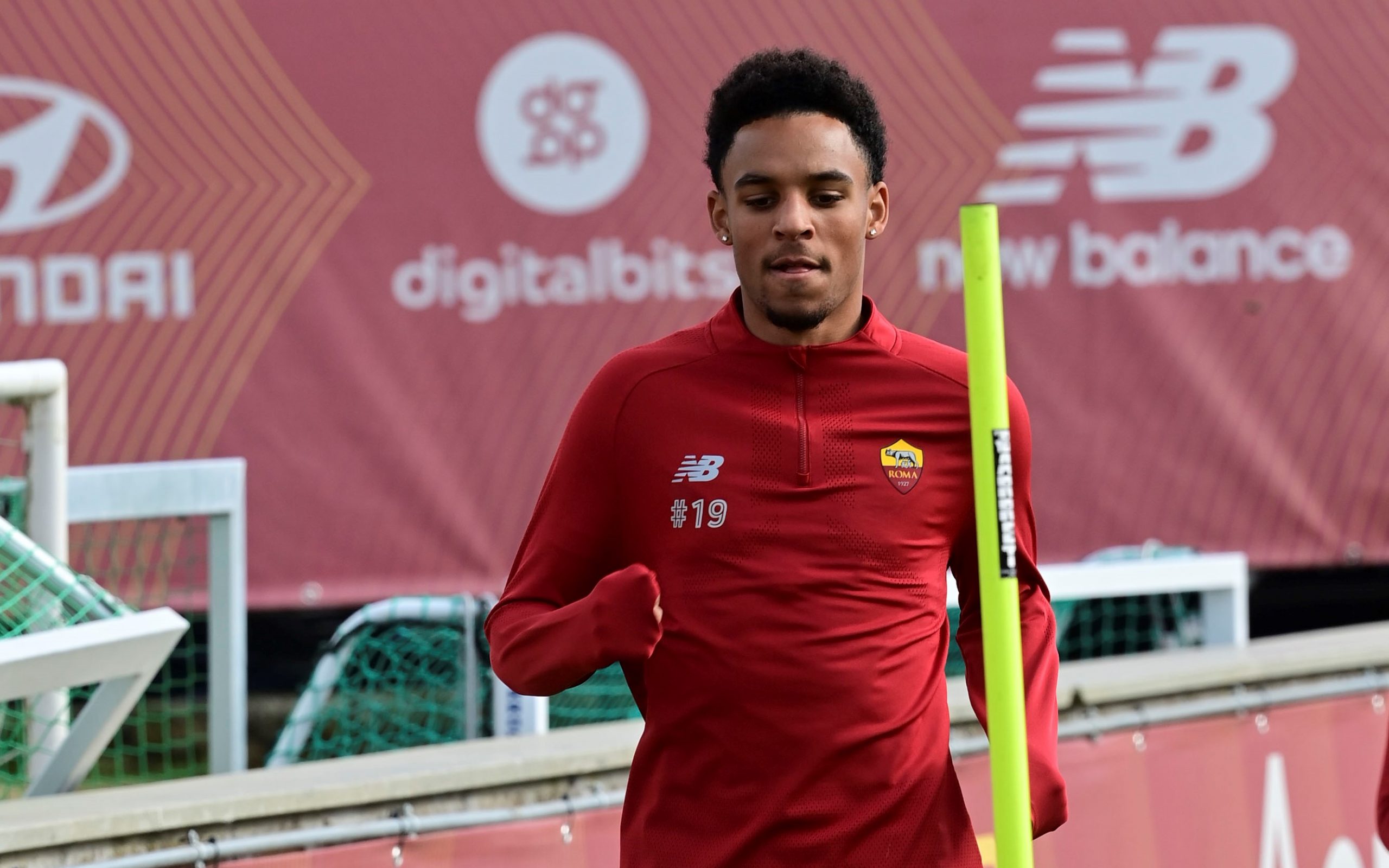 Roma to gain another small profit as Reynolds edges closer to Rennes move