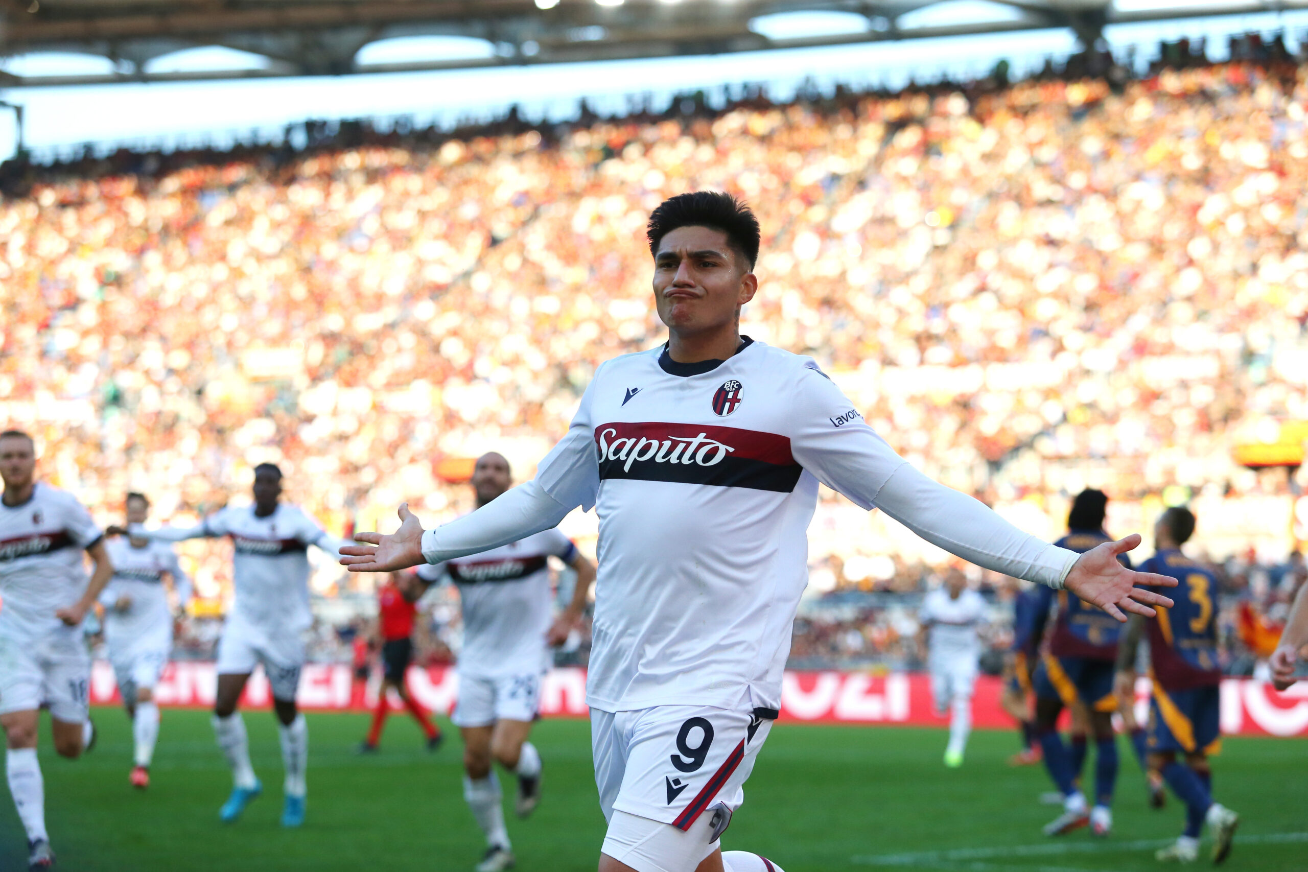 Roma pressing Castro as Dovbyk heads for exit