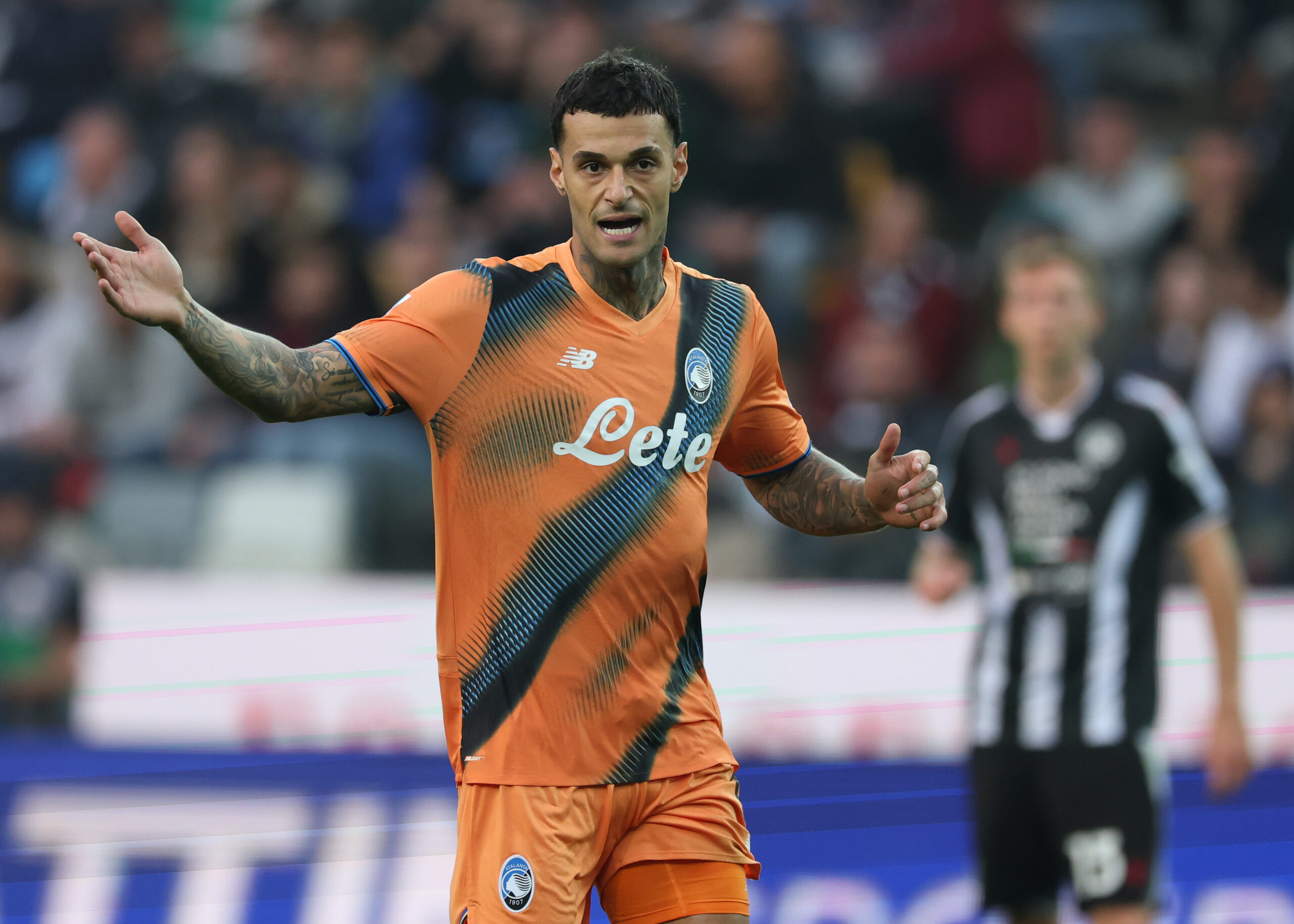 Scamacca hopes fade as Atalanta holds firm on price