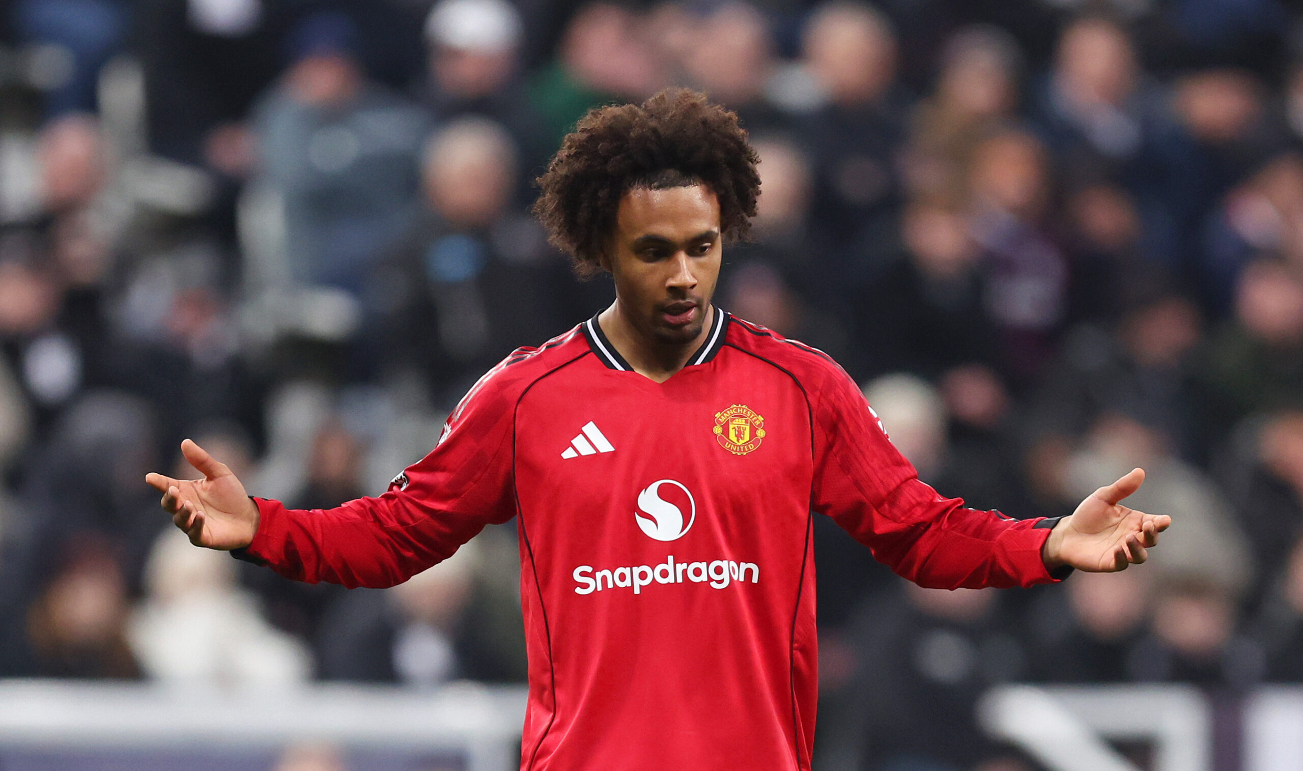 Roma in hunt for Malen backup as Zirkzee ruled out; Pinamonti offered