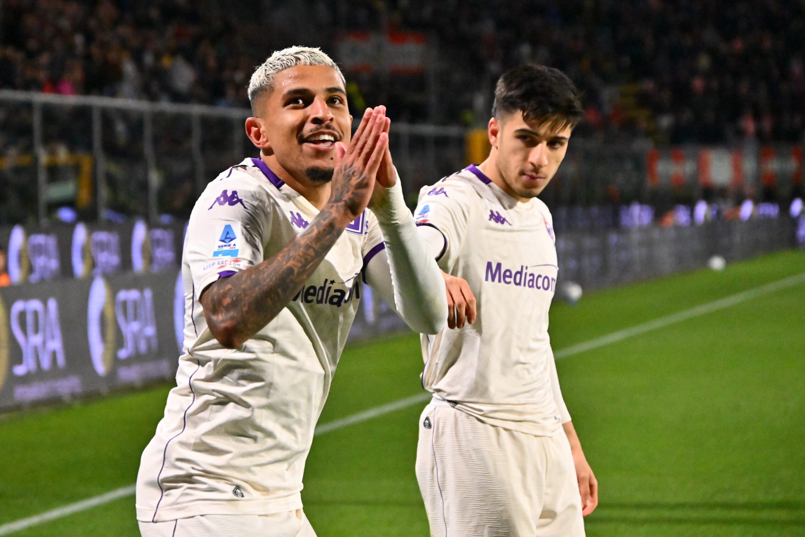 Roma and Napoli battle for right-back targets Dodo and Molina