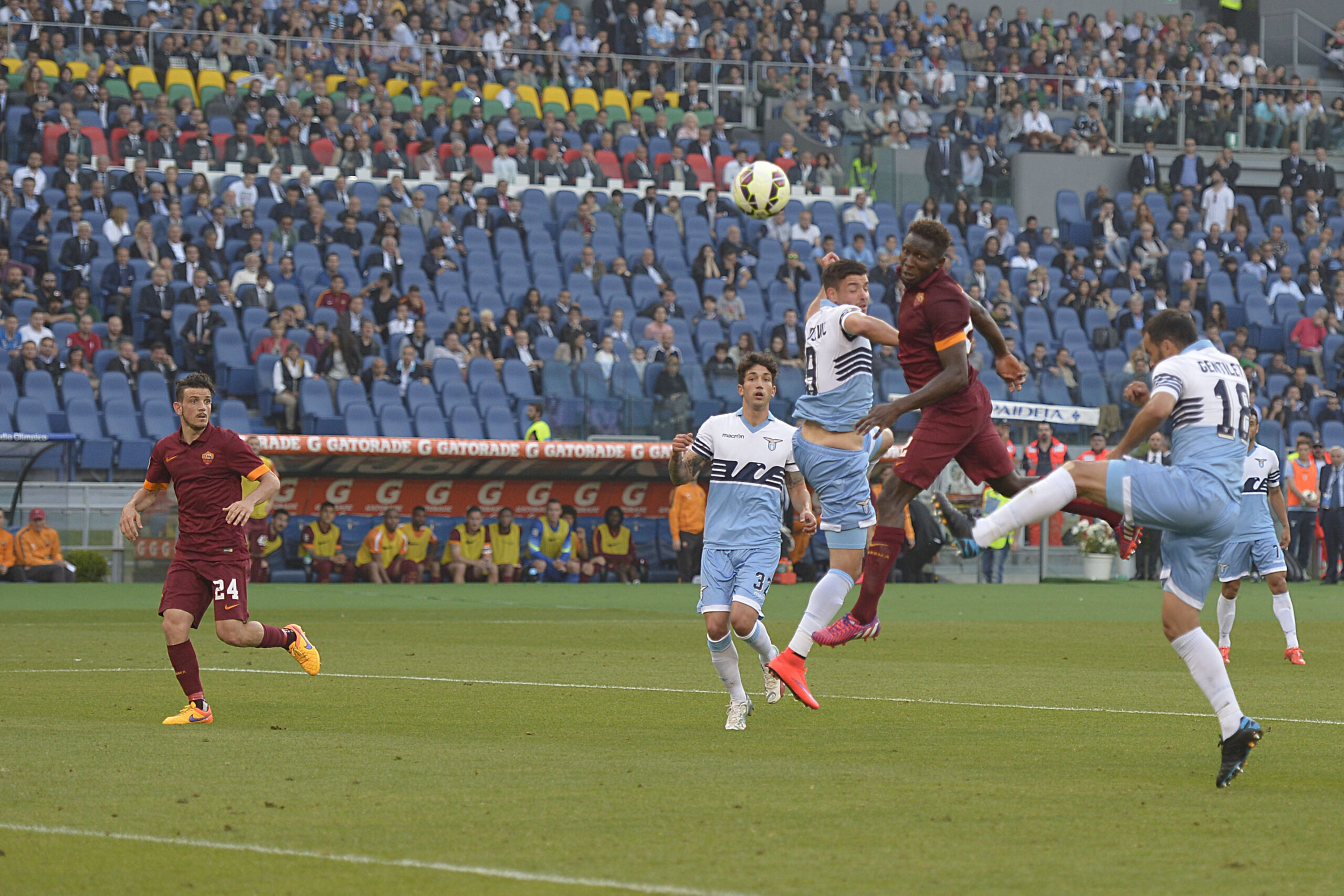 Mapou Yanga-Mbiwa turns 37; Roma celebrates his legendary derby goal