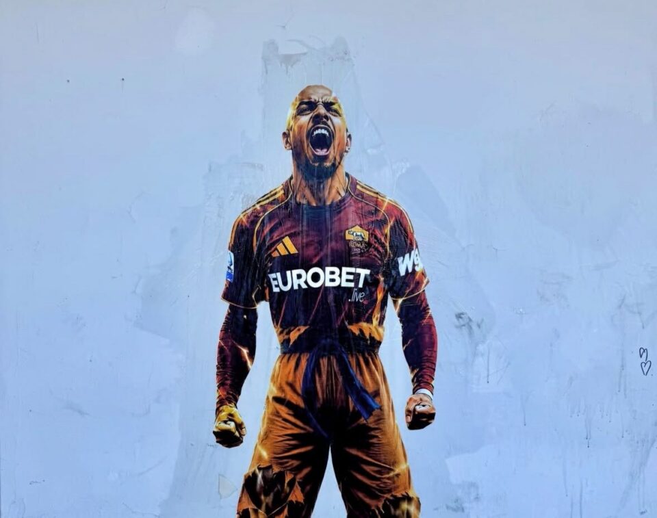 Donyell Malen becomes a Super Saiyan: street artist Drugi adds Roma winger to his gallery of giallorossi icons