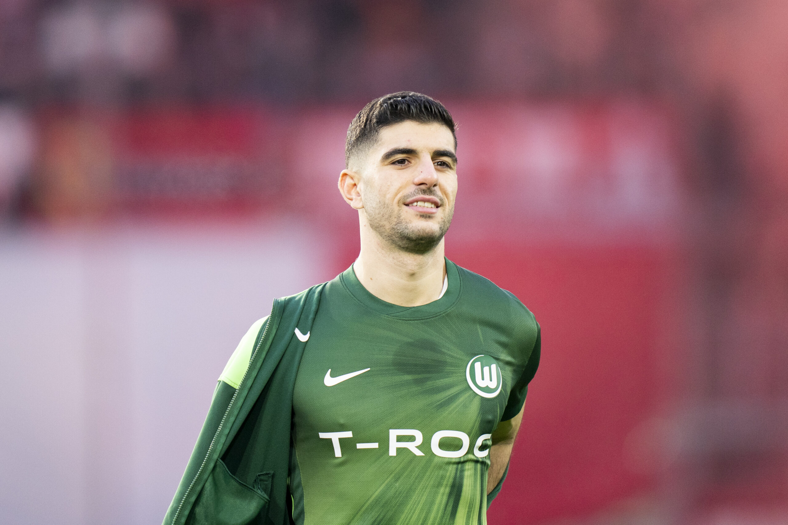 Koulierakis to arrive in Rome tomorrow for medical checks; Wolfsburg deal worth €17m plus bonuses