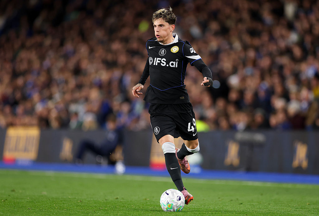 Chelsea take time on Garnacho; Roma have made no contact