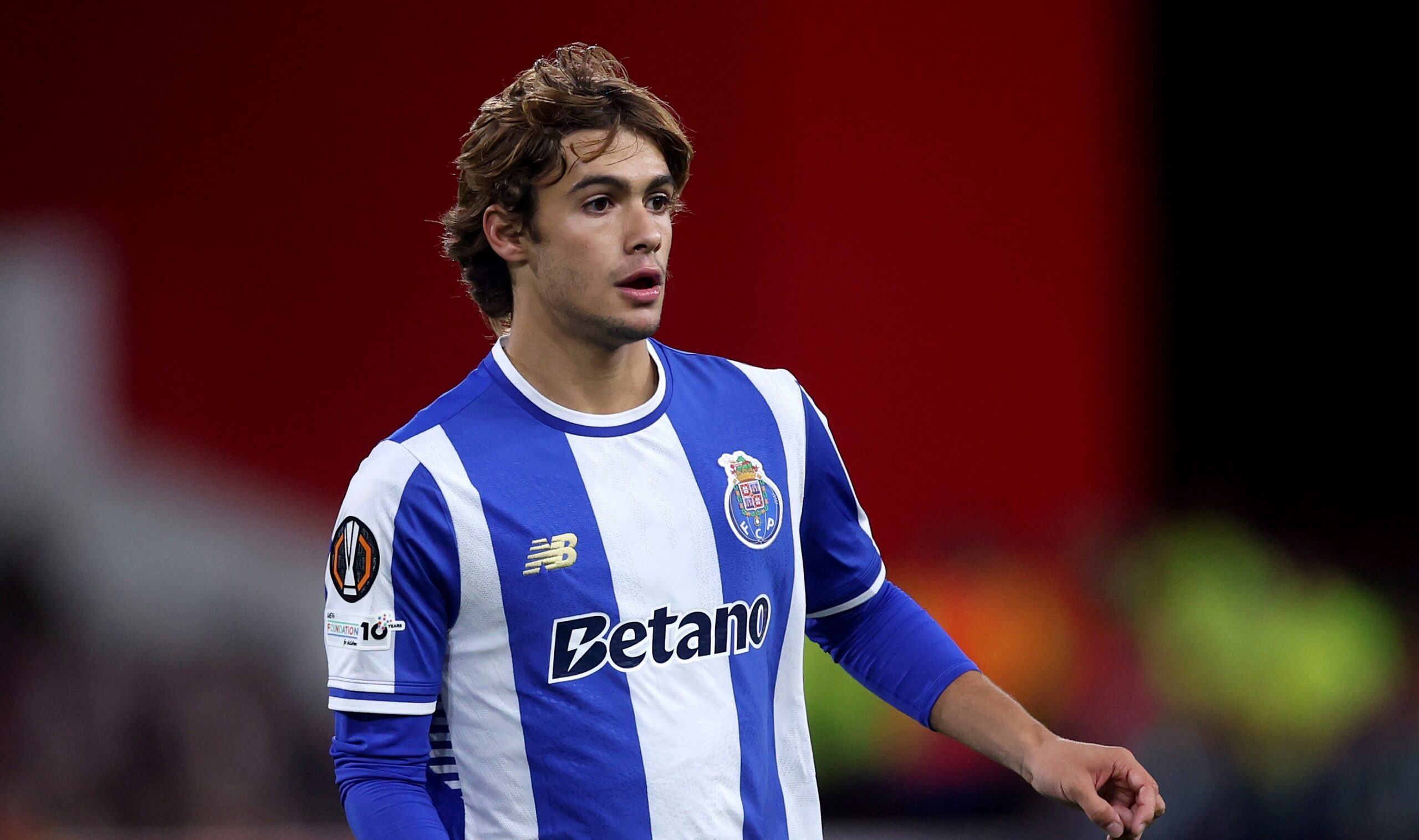 Roma and Porto at odds over mandatory purchase clause in Mora deal