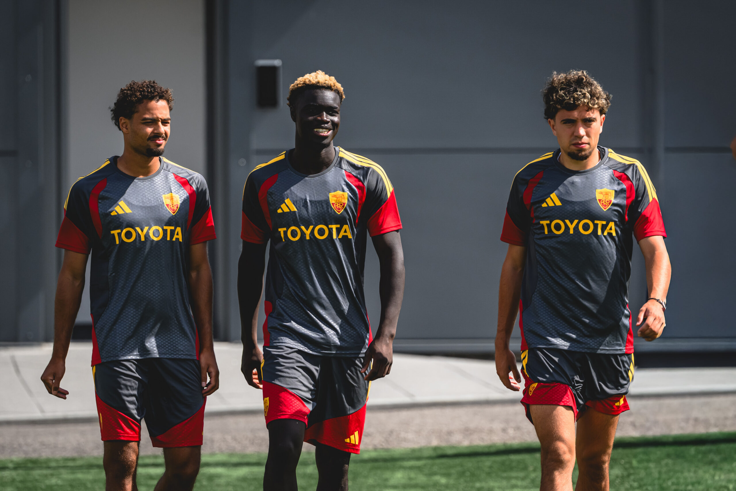 Roma conclude Wales training camp with double session before Brighton trip