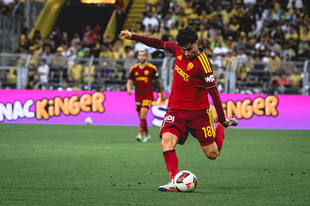 Soulé's chance to answer the doubters as Roma face Fiorentina