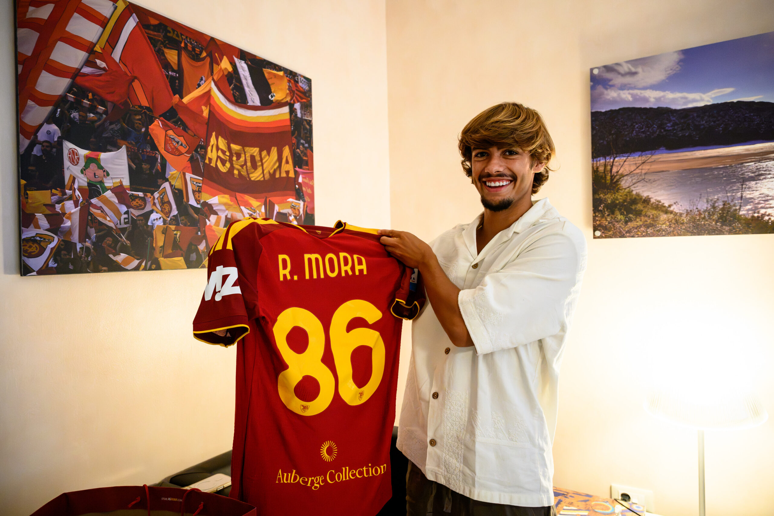 Mora makes immediate impression at Trigoria, greets staff in Italian