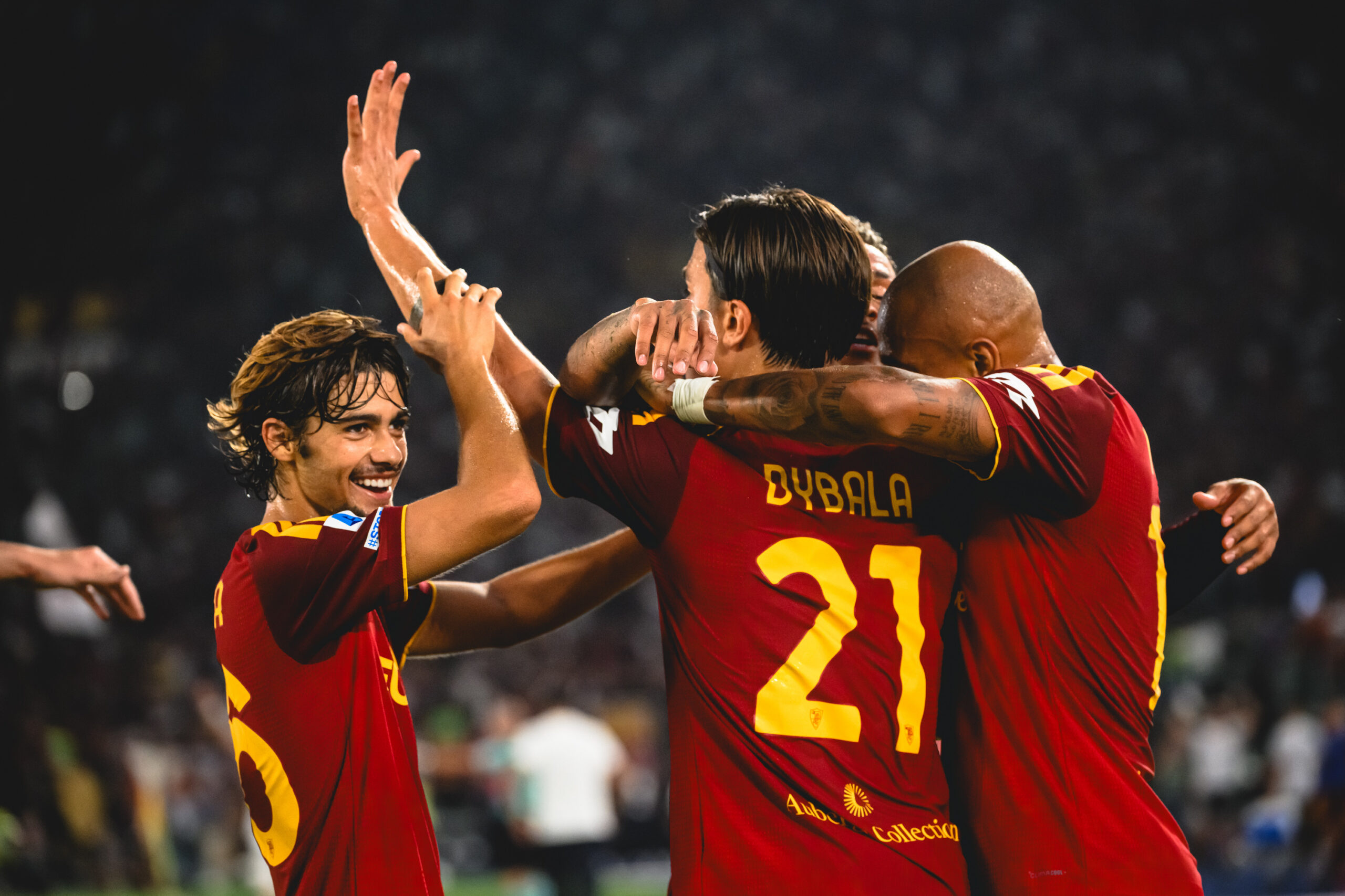 Roma demolish Fiorentina 4-0; Ryanair mocks viola over Hermoso incident