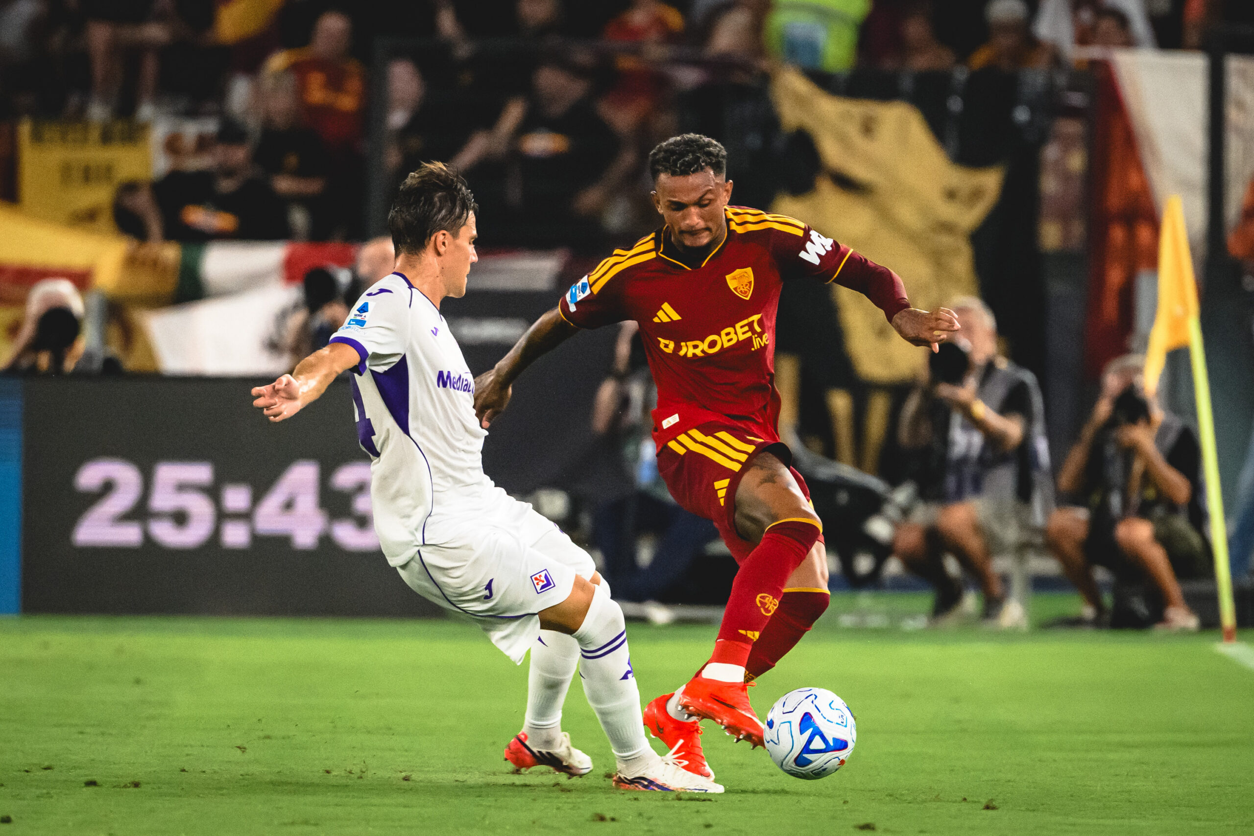 Wesley focused on keeping Fiorentina out as Roma battle intensity
