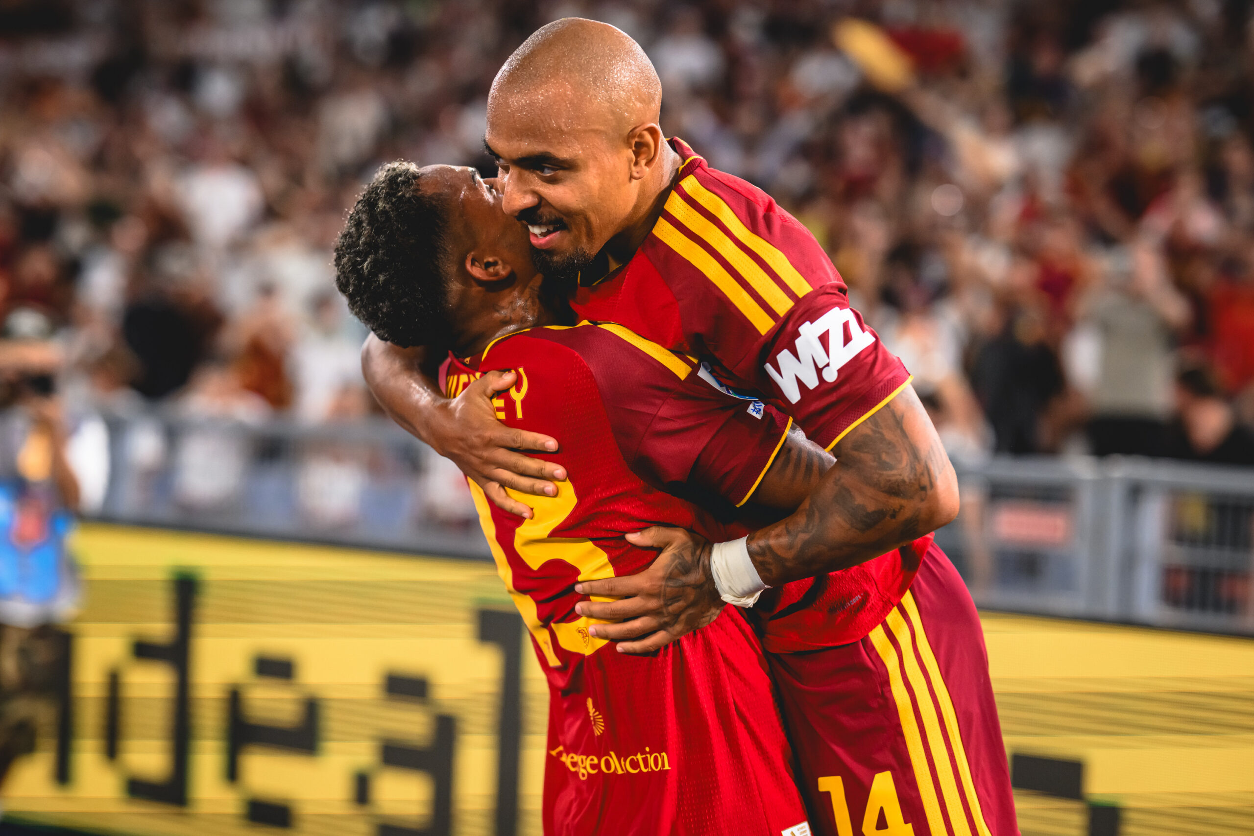 Roma 3 Fiorentina 1: Malen scores hat-trick in Serie A opener