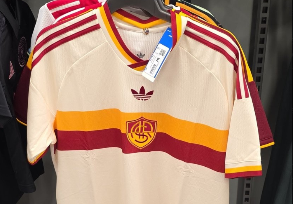 Roma to unveil new away kit on 6 August