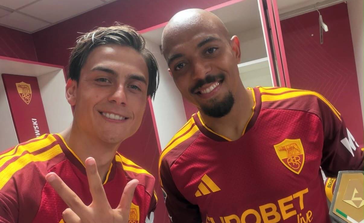 Malen reaches record 17-goal tally as Roma demolish Fiorentina 4–0