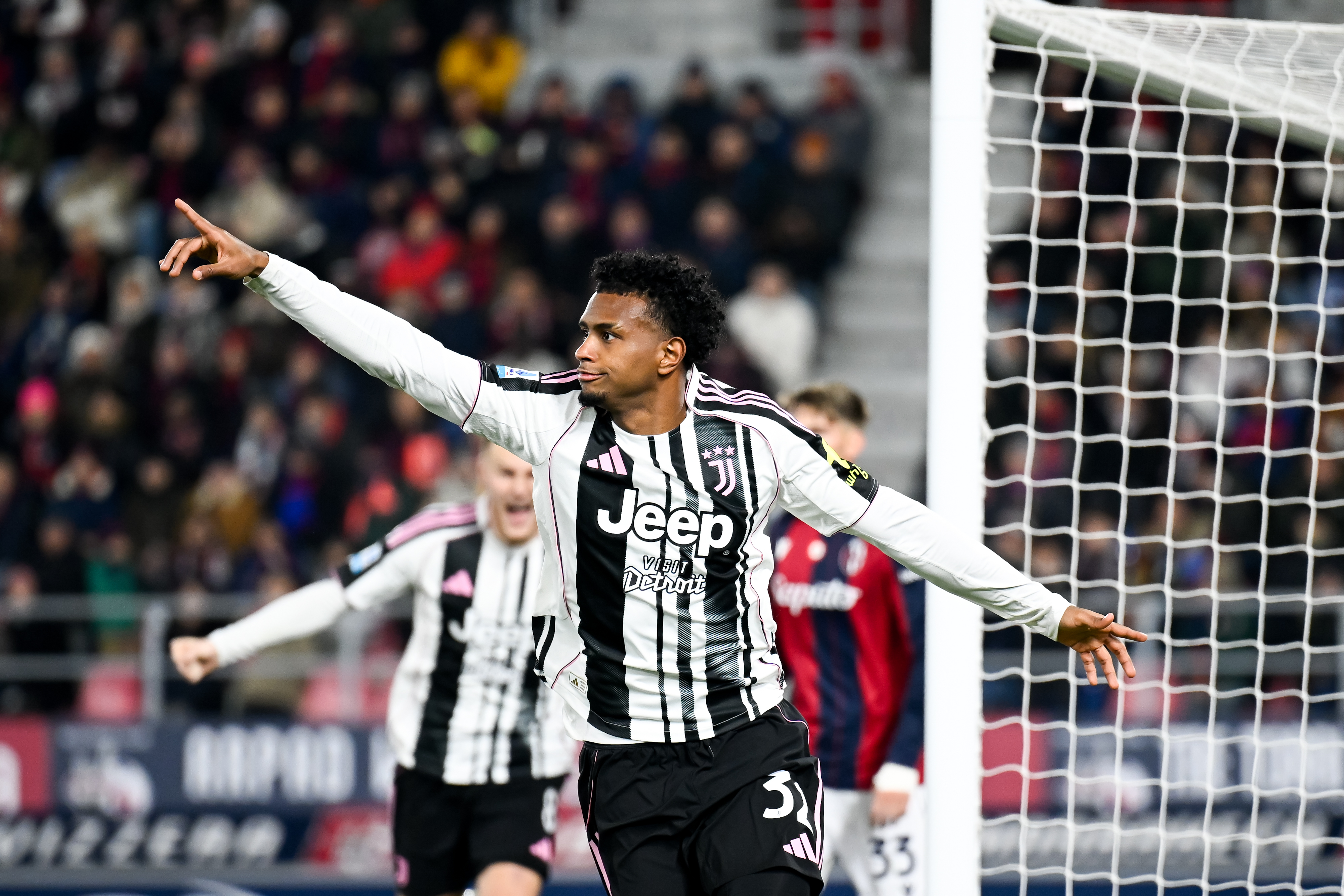 Roma chase late defensive reinforcement as Cabal emerges from Juventus