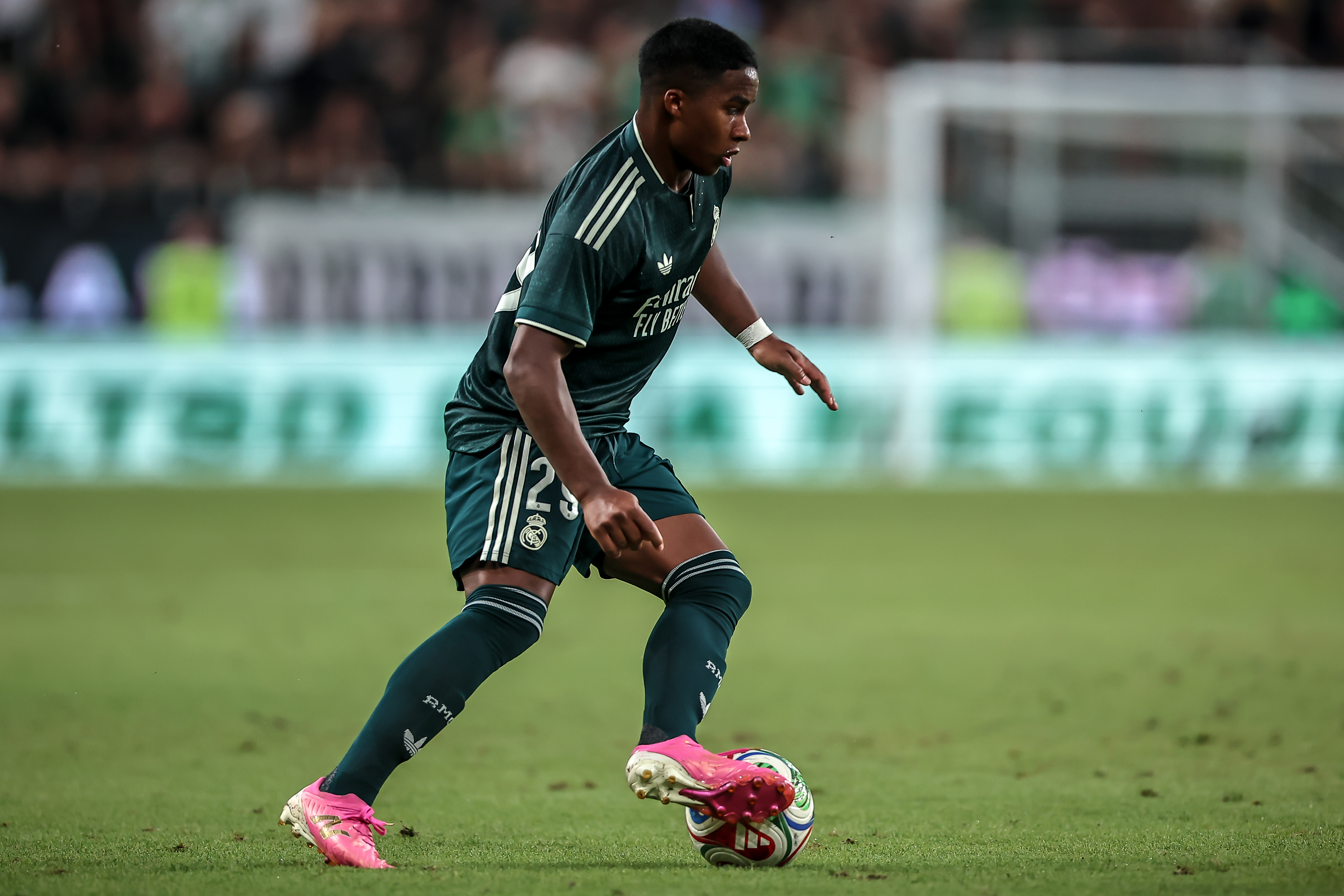 Roma rule out free agents; Endrick targeted for January