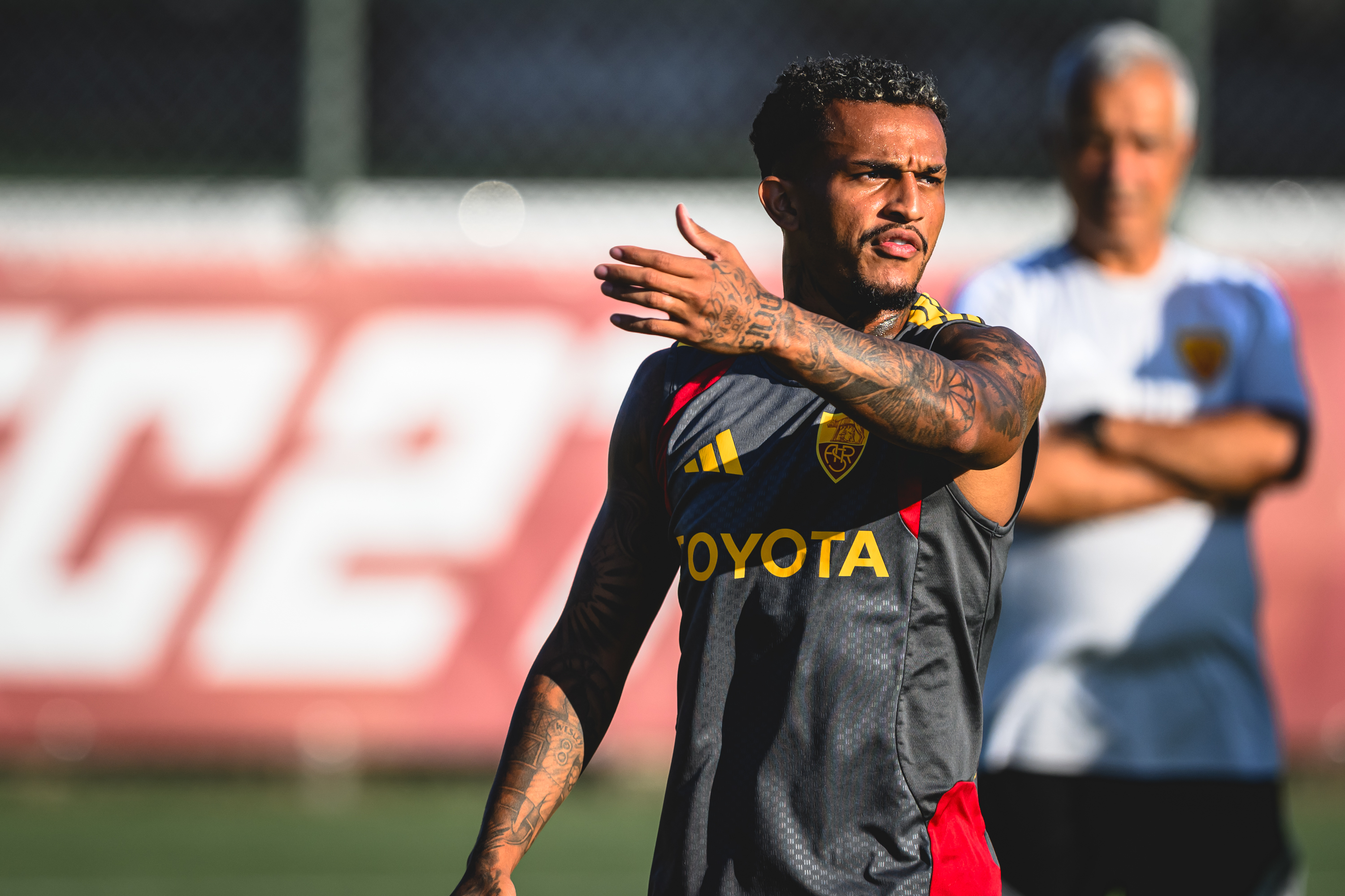 Wesley doubtful for Turin trip as Koné battles Pisilli for midfield role