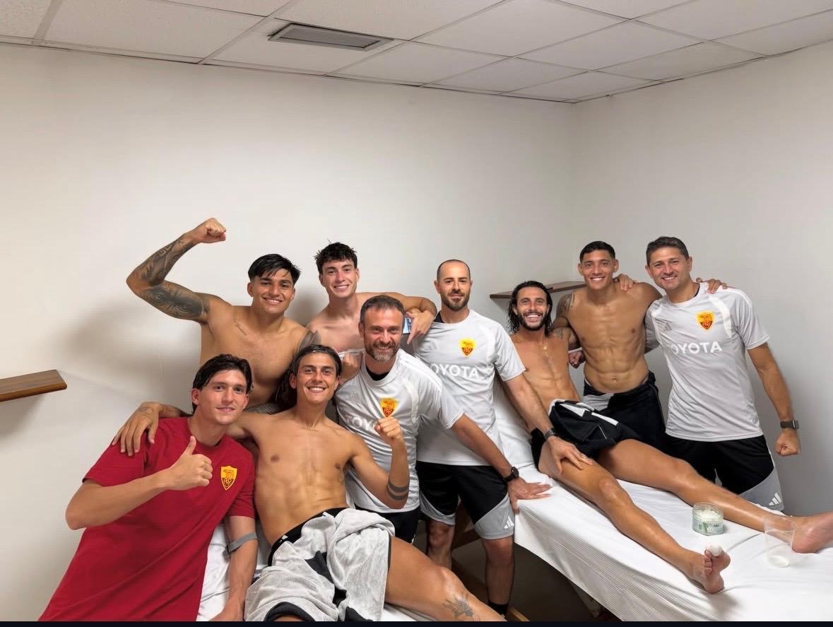 Roma stage stunning comeback to beat Fenerbahce, climb to 9 points