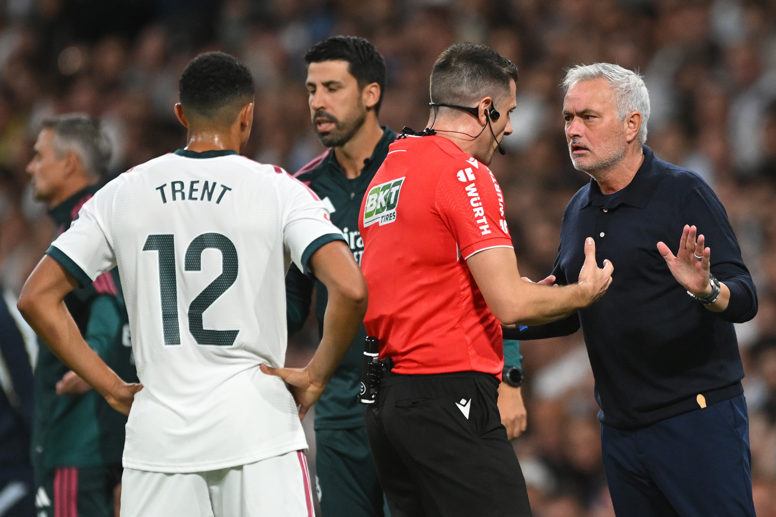 Mourinho returns to Roma amid controversy as Real Madrid prepare for Champions League clash