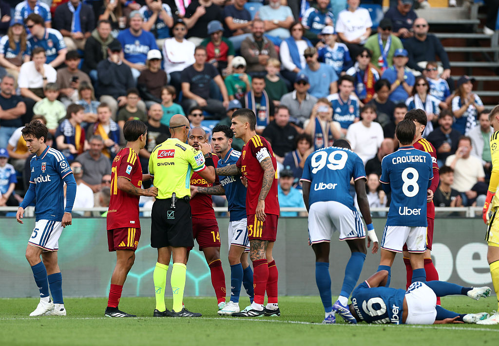 Roma's iron defence shuts out Como; Malen's red card mars stalemate