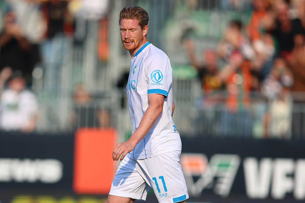 Napoli collapse at Venezia as Adams scores; De Bruyne misses penalty