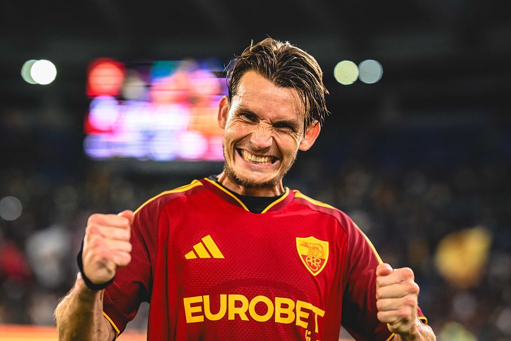 Marten de Roon's form makes him a standout figure for Roma