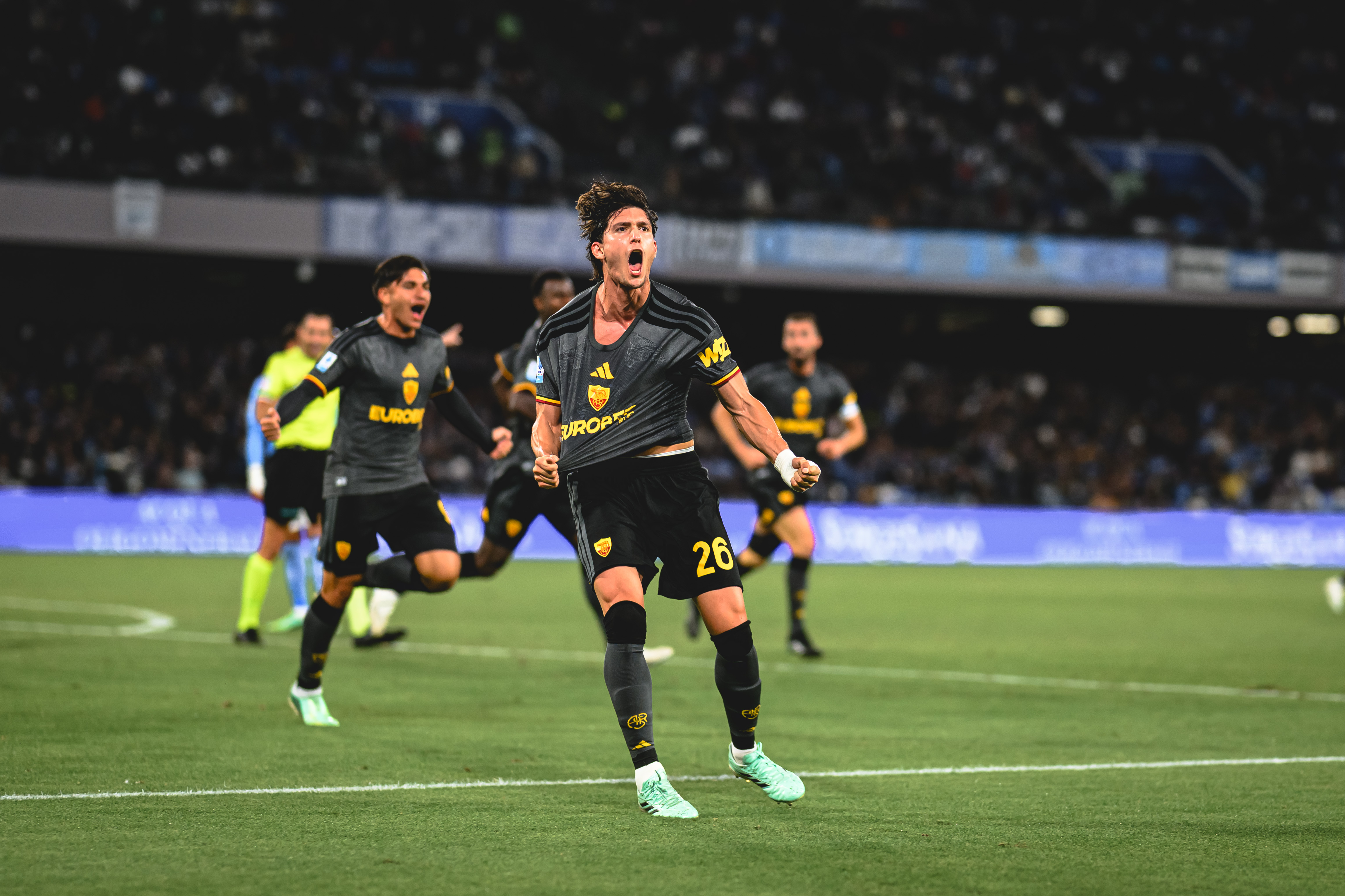 Roma and Napoli draw 3-3 in Naples after Balerdi's late double, Gasperini's side close on Inter