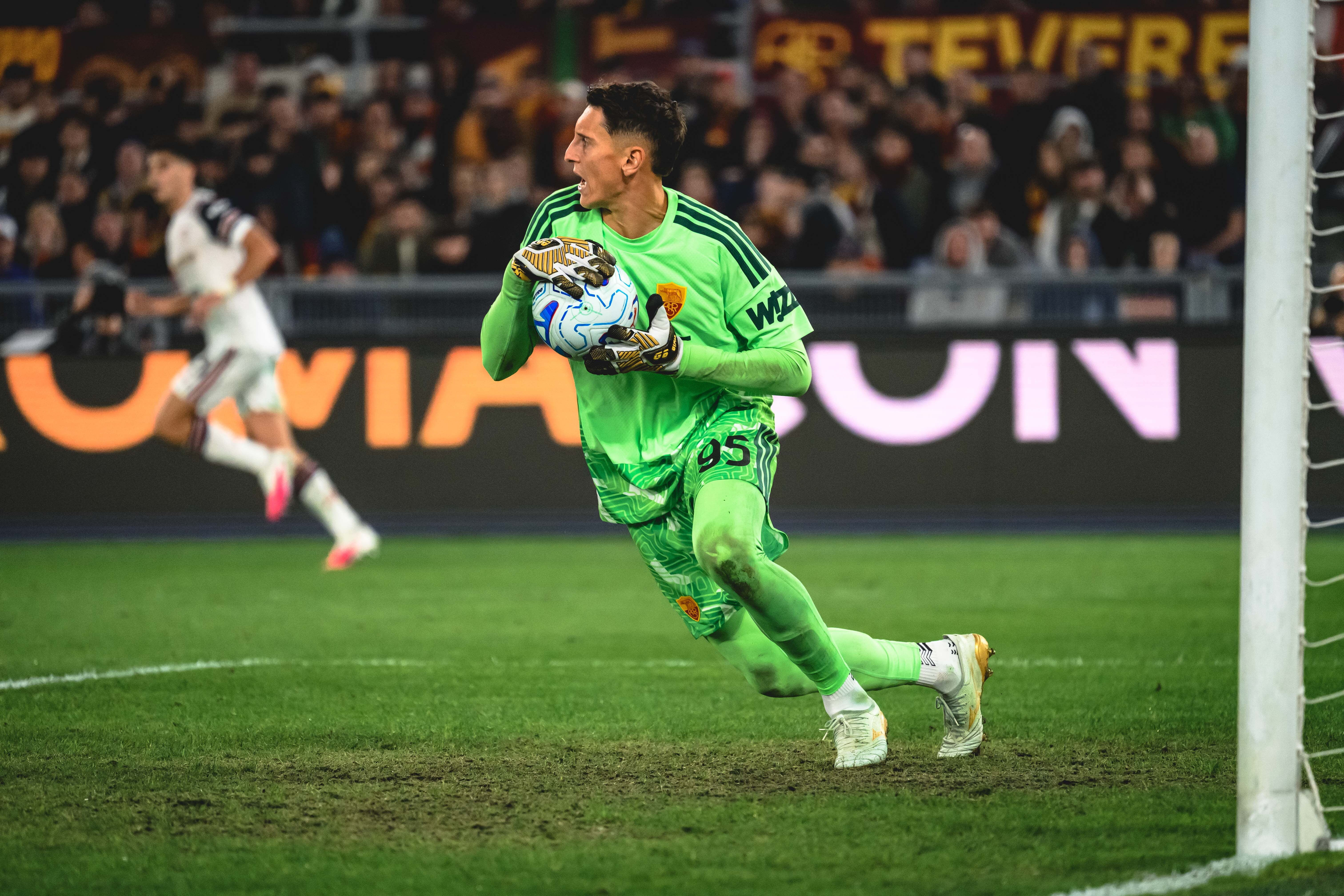Gollini's form wins over Gasperini as Roma goalkeeper stands out against Cagliari