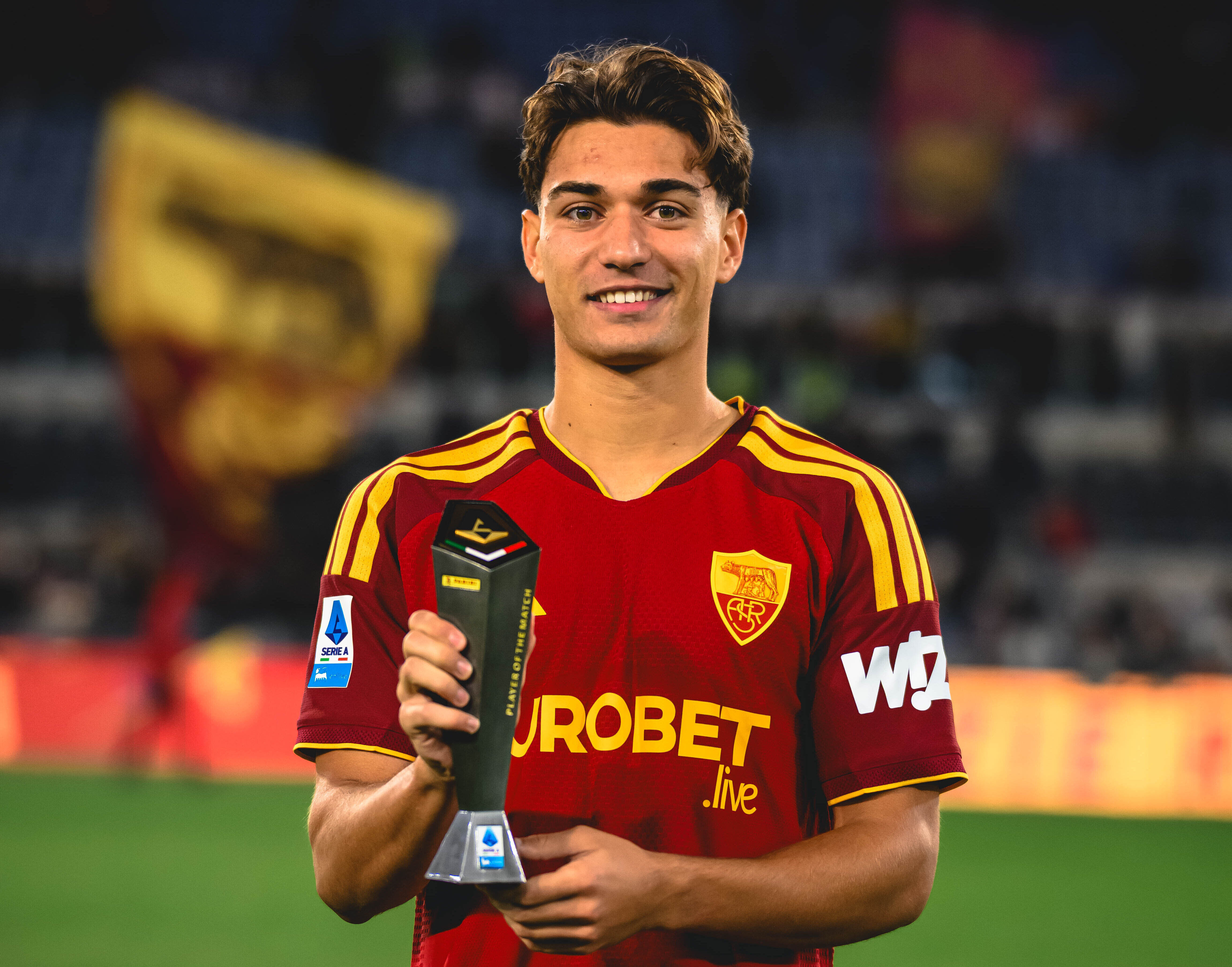 Roma beat Cagliari: Lulli takes the spotlight in the newspaper ratings, Mora impresses, Mancini disappoints