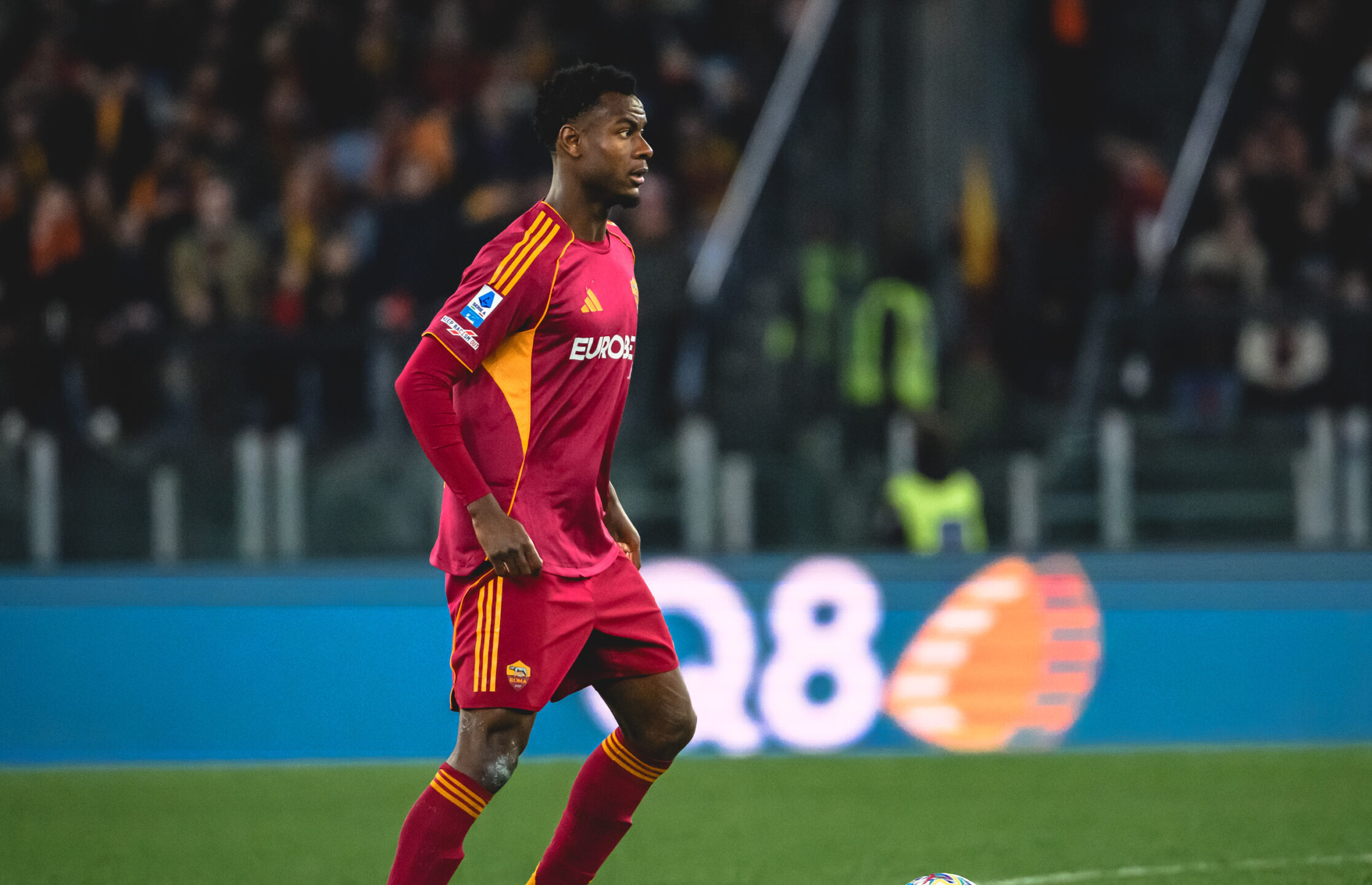 Roma must sell to meet financial targets; Inter circle Ndicka