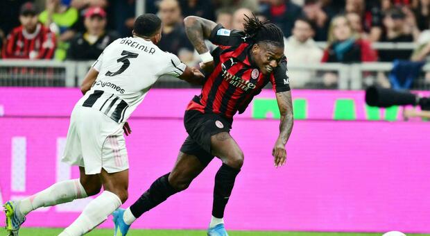 Milan and Juventus Draw Blank in San Siro Stalemate