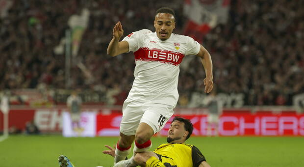 Roma table €35m plus bonuses bid for Stuttgart winger Leweling