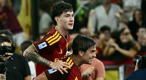 Roma stage incredible comeback to beat Atalanta 2-1 and top Serie A