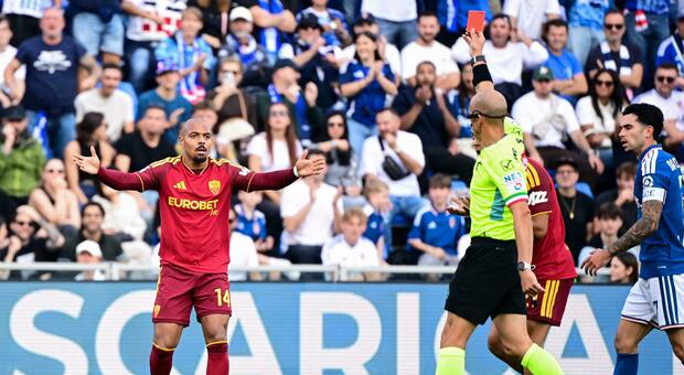 Como 0–0 Roma: Malen sent off as Giallorossi hold firm to stay two points clear