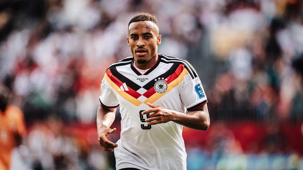 Roma make contact over Stuttgart winger Leweling