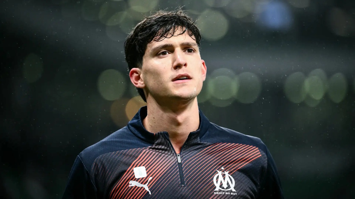 Roma agree personal terms with Balerdi; Marseille negotiations underway on loan-with-option deal