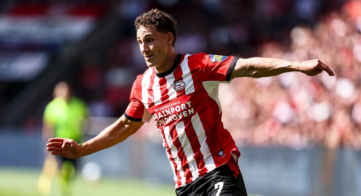 Roma target PSV winger van Bommel for January with €25m price tag