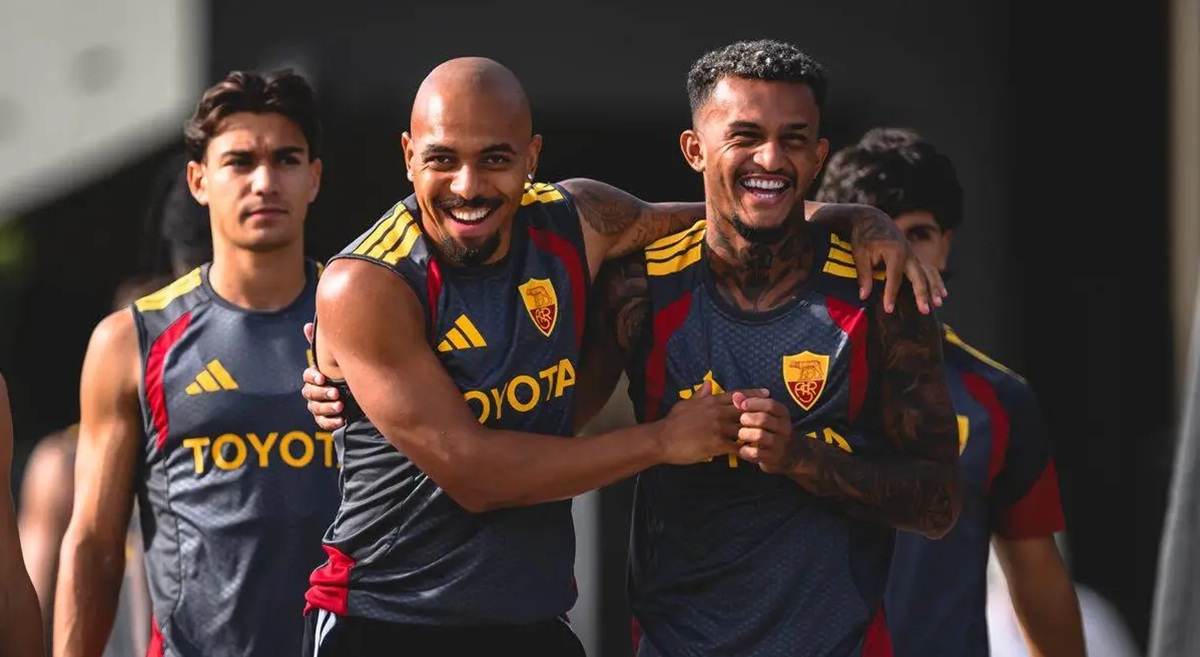 Roma resume training: Malen and Wesley rejoin squad