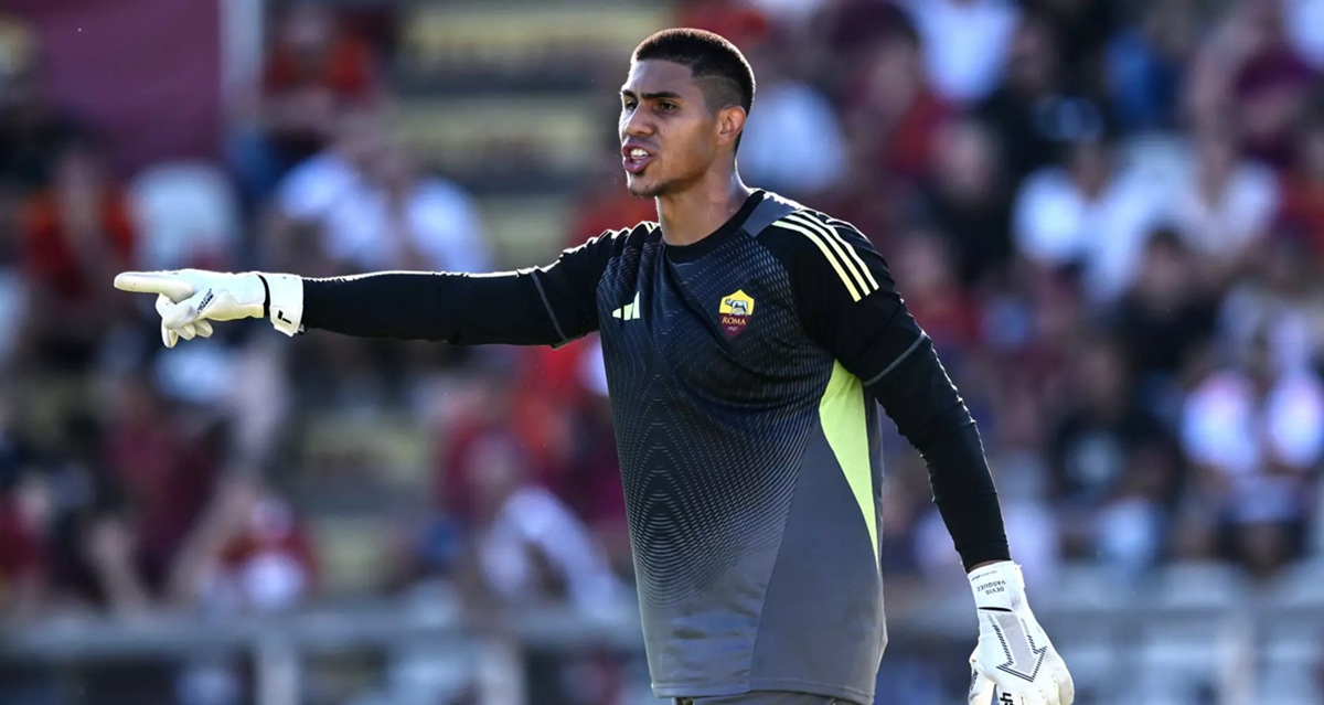 Roma add Vásquez to Champions League squad as temporary Svilar replacement