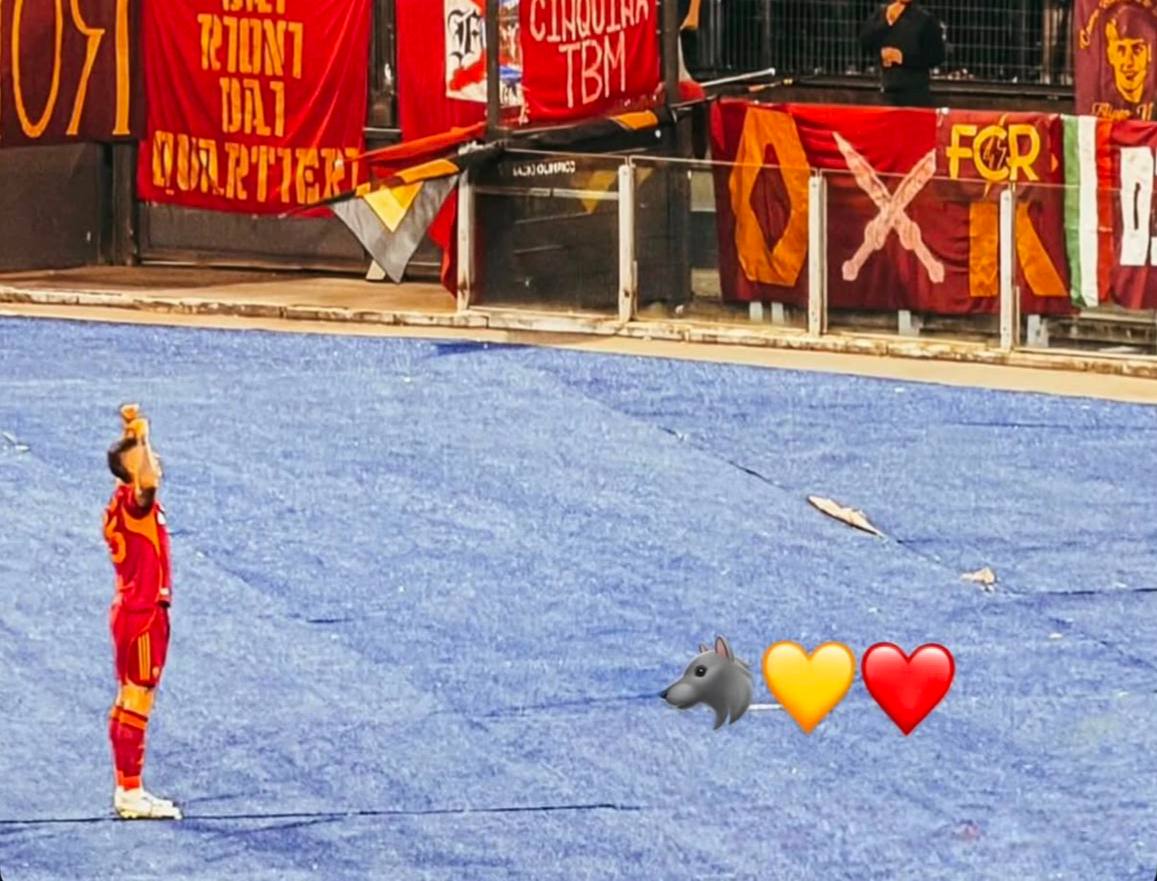 Mancini sends message of love to Roma with Instagram post from Curva Sud