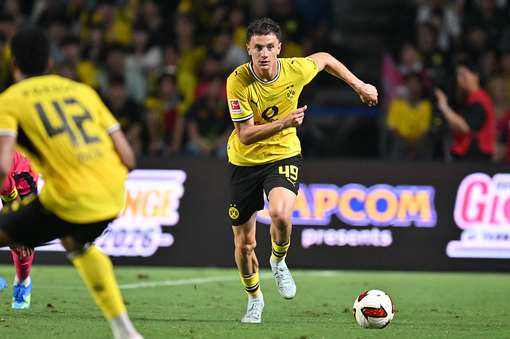 Borussia Dortmund target German Super Cup as Roma visit Signal Iduna Park