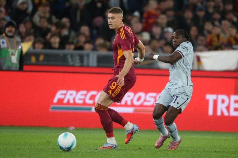 Dovbyk Closes in on Return: Ball Work at Trigoria