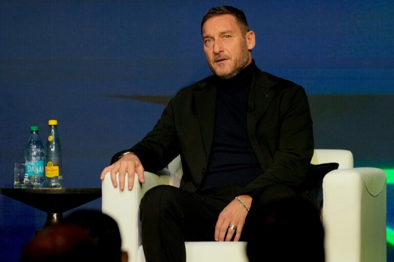 Totti attends university event in Bari on sport, values and future