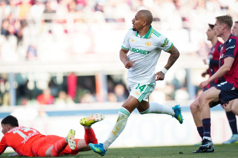 Relief as Malen returns to group training; latest on Pellegrini
